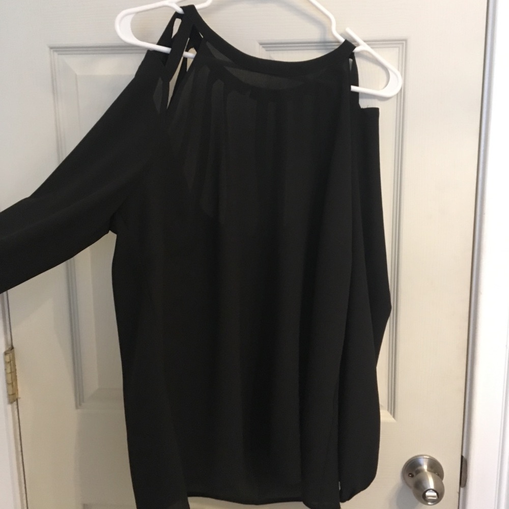 Cold shoulder detailed back dressy top